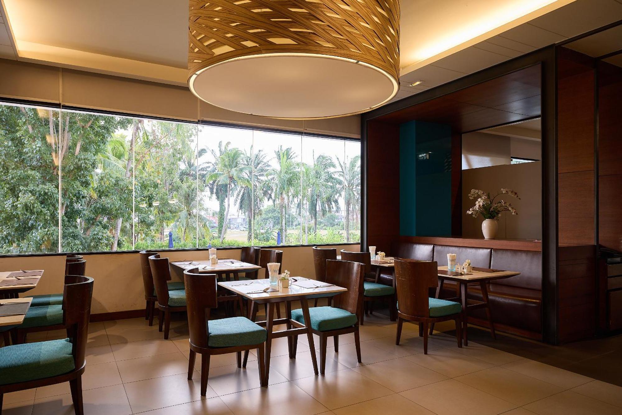 טראנג Rua Rasada Hotel - The Ideal Venue For Meetings & Events מראה חיצוני תמונה